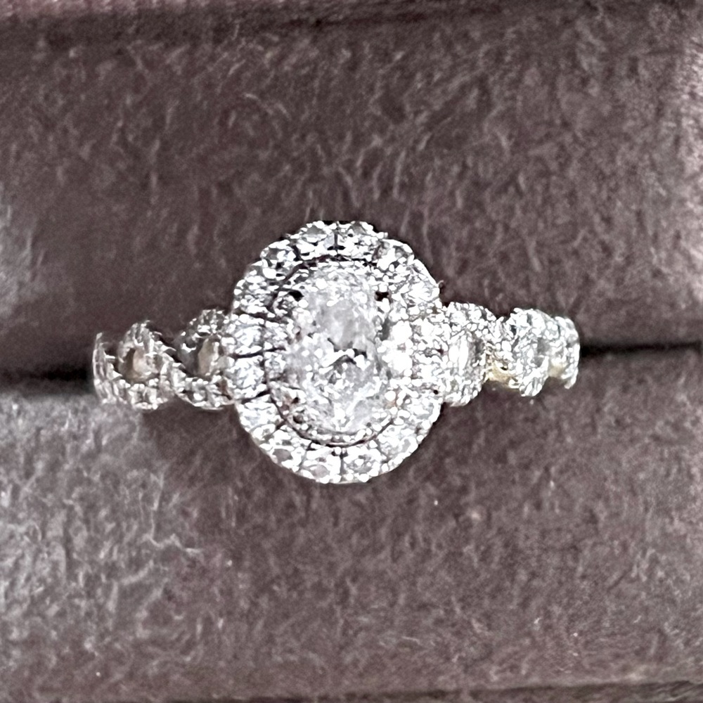 Neil Lane 1-1/6 ct Diamond Engagement Ring